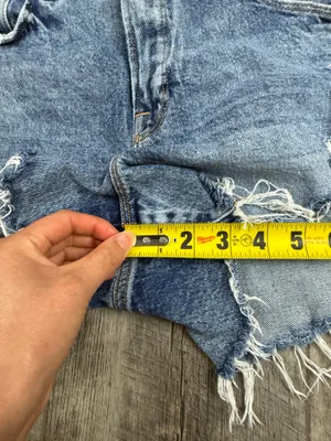 Good American Raw Hem Jean Shorts  thumbnail 15