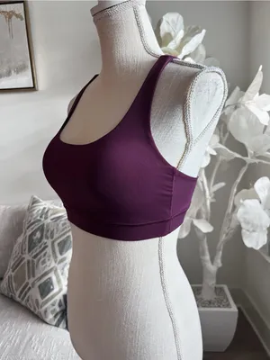 Lululemon Energy Bra Seamless Woman’s Sports Bra - Purple size 4 thumbnail 5