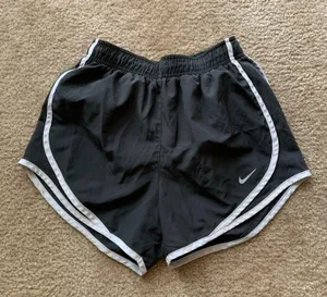 Nike Shorts thumbnail 1