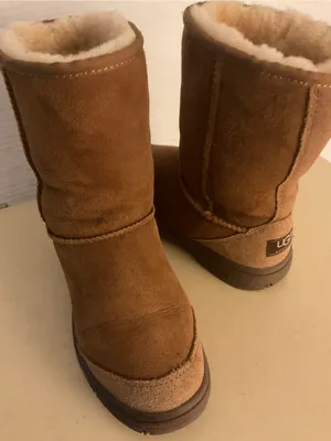 UGG women chestnut suede sheepskin short classic boots US 5 thumbnail 4
