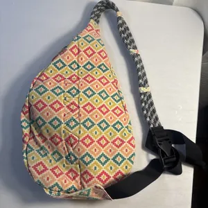 KAVU Rope Sling‎ Bag Hiking Aztec Pattern Boho Festival Crossbody Backpack thumbnail 7