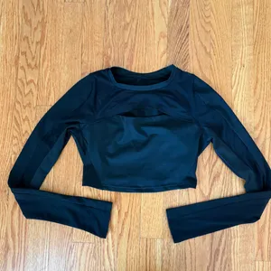 Gym Top T-shirt Crop Top Blouse Cover Up Tee Long Sleeve Sport Tee Slim Fit Top thumbnail 6