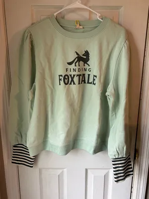 Finding Foxtale Sweatshirt Green Size XL thumbnail 1