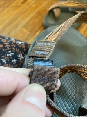 Chaco Z2 Classic Brown Stripe Toe Loop Hiking Outdoor Sport Sandals Gorpcore Y2K thumbnail 5