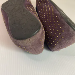UGG Australia Purple Suede Studded Sheepskin Flats Women’s 6.5 Slip On Loafers thumbnail 10