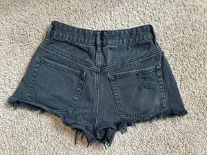 PacSun Shorts Festival High-Rise Denim Black thumbnail 2