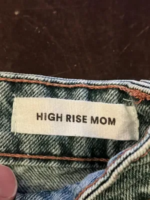 Cotton On Shorts Womens 2 Blue High Rise Mom Denim Frayed Hem Cutoff Casual thumbnail 4