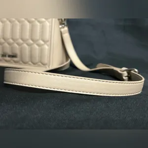Steve Madden Quilted Mini Tote BNIKO Crossbody Purse Beige thumbnail 4
