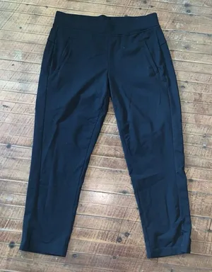 Athleta black cropped Athleisure workout S leggings thumbnail 1