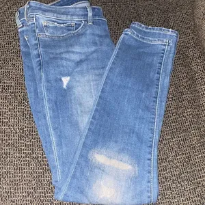 ✨ HP✨711' Skinny Jeans✨ thumbnail 5