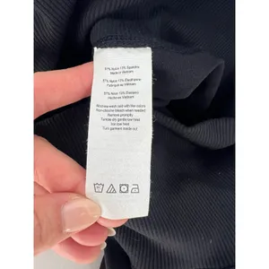 Alo Yoga Goddess Ribbed High-Waist Hot Shorts Black XS 2" Inseam thumbnail 11