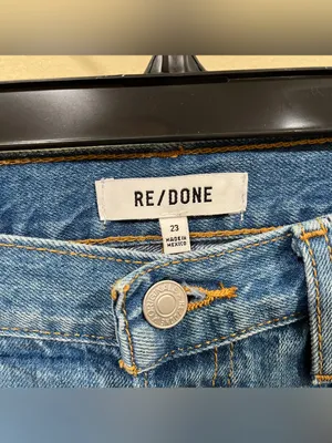 RE/DONE Mid-Rise Wide Leg Jeans in a light wash with raw, distressed hems SZ 23 thumbnail 6