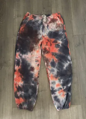 Lush Sweatpants Size L thumbnail 1