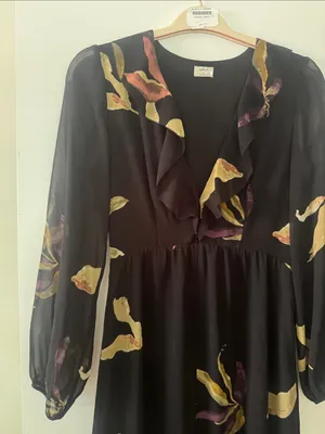 Wilfred Aritzia Floral Ruffle-Trim Long Sleeve Maxi Dress with Slit Front thumbnail 6