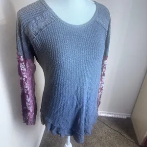 Knox Rose Grey Waffle Knit Boho Tunic Top Floral Lace Mixed Media Medium thumbnail 2