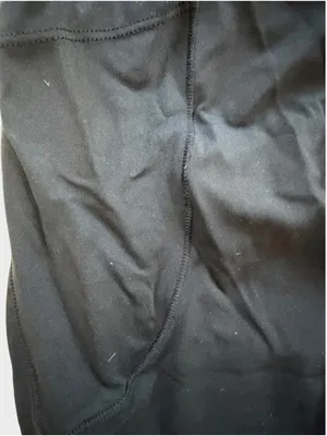 Size L Halara Crossover Yoga Biker Shorts thumbnail 4