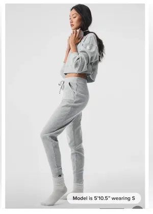 Alo Muse Yoga Sweatpants and sweatshirt set  thumbnail 2