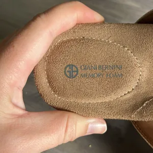 Giani Bernini Memory Foam Rilley Gold Detail Strap Sandal Size 9 thumbnail 5