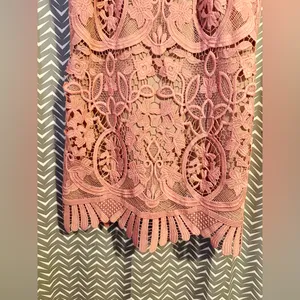 Lovers and Friends | Caspian Shift Dress in pink lace, size XS thumbnail 3