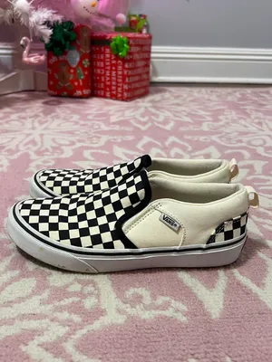 Multiple Size 5 thumbnail 2