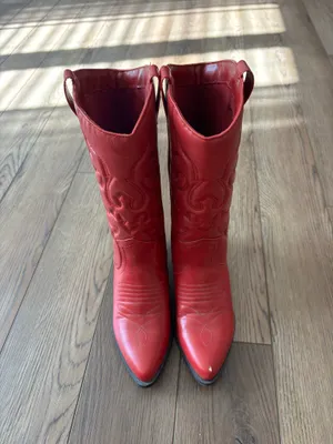 Red cowboy boots Size 7 thumbnail 4