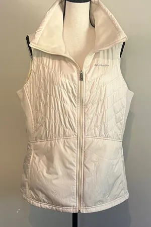 Columbia Women's Ivory Quilted Insulated Vest thumbnail 1