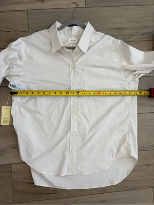 Aritzia Wilfred Free The Relaxed Shirt Button Down Birch NWT Small thumbnail 8
