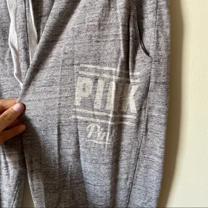PINK Victoria’s Secret gray women’s sweatpants‎ taper comfortable casual lounge thumbnail 2