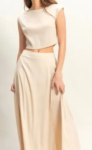 nwt‎ HYFVE Sleeveless Top and Maxi Skirt Set thumbnail 1