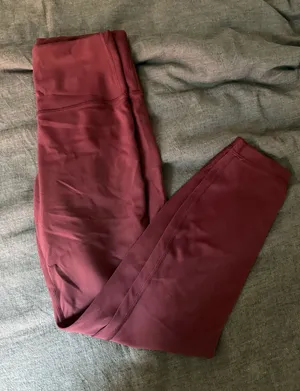 Lululemon Wunder Train 25" thumbnail 1