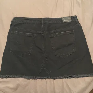 American Eagle Black Denim Mini Skirt thumbnail 2