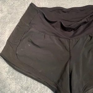 Lululemon Athletica Black Athletic Shorts 8 thumbnail 2