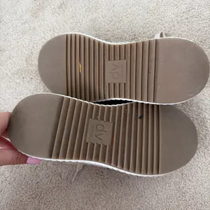 DV by Dolce Vita Sneakers thumbnail 4