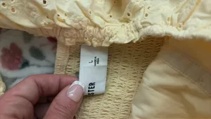 Hollister Off-The-Shoulder Top thumbnail 4