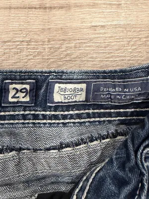 Miss Me Women’s Low Rise Boot Jeans With Stitching Detail Size 29 thumbnail 4