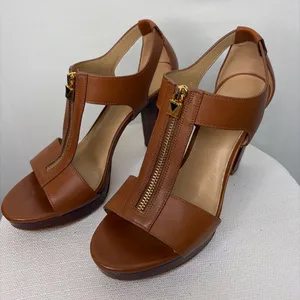Michael Kors Brown Leather Front Zip Block Heel women’s Size 8(B94)”✨ thumbnail 1