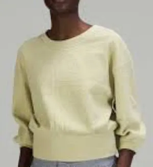 Lululemon Textured Crewneck Pullover Color is a Dew Green Size 4‎ thumbnail 1