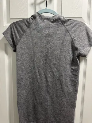 Lululemon Swiftly Tech Short Sleeve thumbnail 4