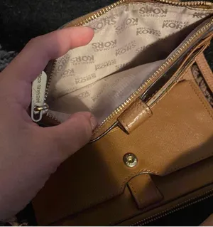 Michael Kors Bifold Wristlet thumbnail 3