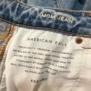 American Eagle High Rise Destroyed Mom Jeans  thumbnail 8