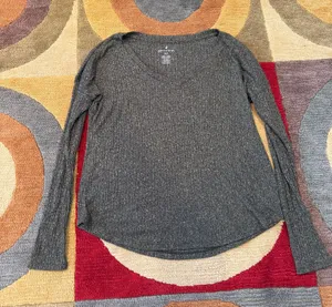 American Eagle Soft & Sexy Long Sleeve V Neck Tee Shirt Ribbed Dark Green Medium thumbnail 1