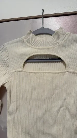 Pimkie cream sweater thumbnail 2