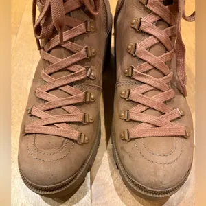 SCHUTZ leather combat lug sole boots light tan brown sz 8.5 booties thumbnail 4