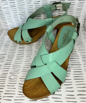 Sundance‎ Denira Mint Green Leather Wood Clog Sandals Made in Italy EU 37 Boho thumbnail 1