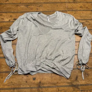 free people long sleeve top With Toe Up‎ Sleeves Flowy Size Small Fall Winter thumbnail 4