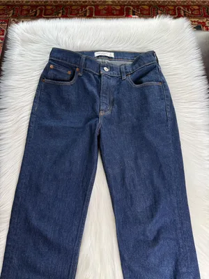 Abercrombie Dark Wash The 90’s Straight Mid Rise Jeans thumbnail 3