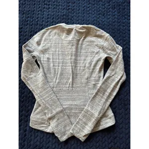 Lululemon Define Pullover Long Sleeve Athletic Top Thumbholes Gray Size‎ 4 thumbnail 5