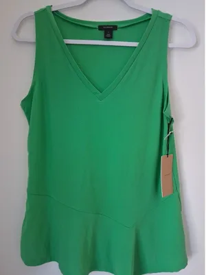 NEW Halogen Green tank top size Small modern tank Nordstrom brand thumbnail 1