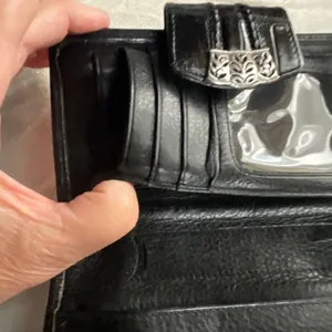 VTG Brighton black leather wallet. thumbnail 8
