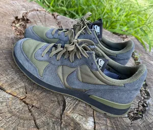 Nike Internationalist Olive Green & Grey mens Sneakers Size 8 thumbnail 1